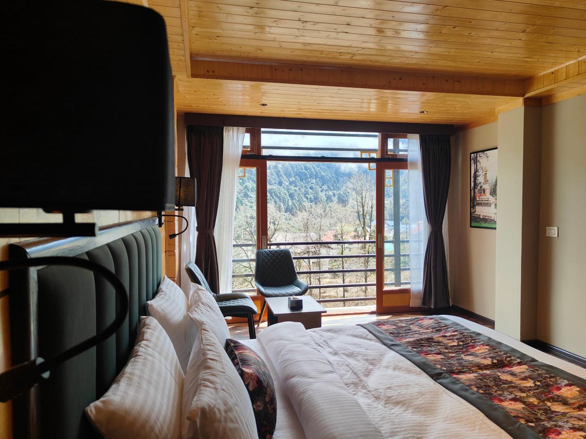 Mount Bayul Shangri-La Resort Lachung Extérieur photo
