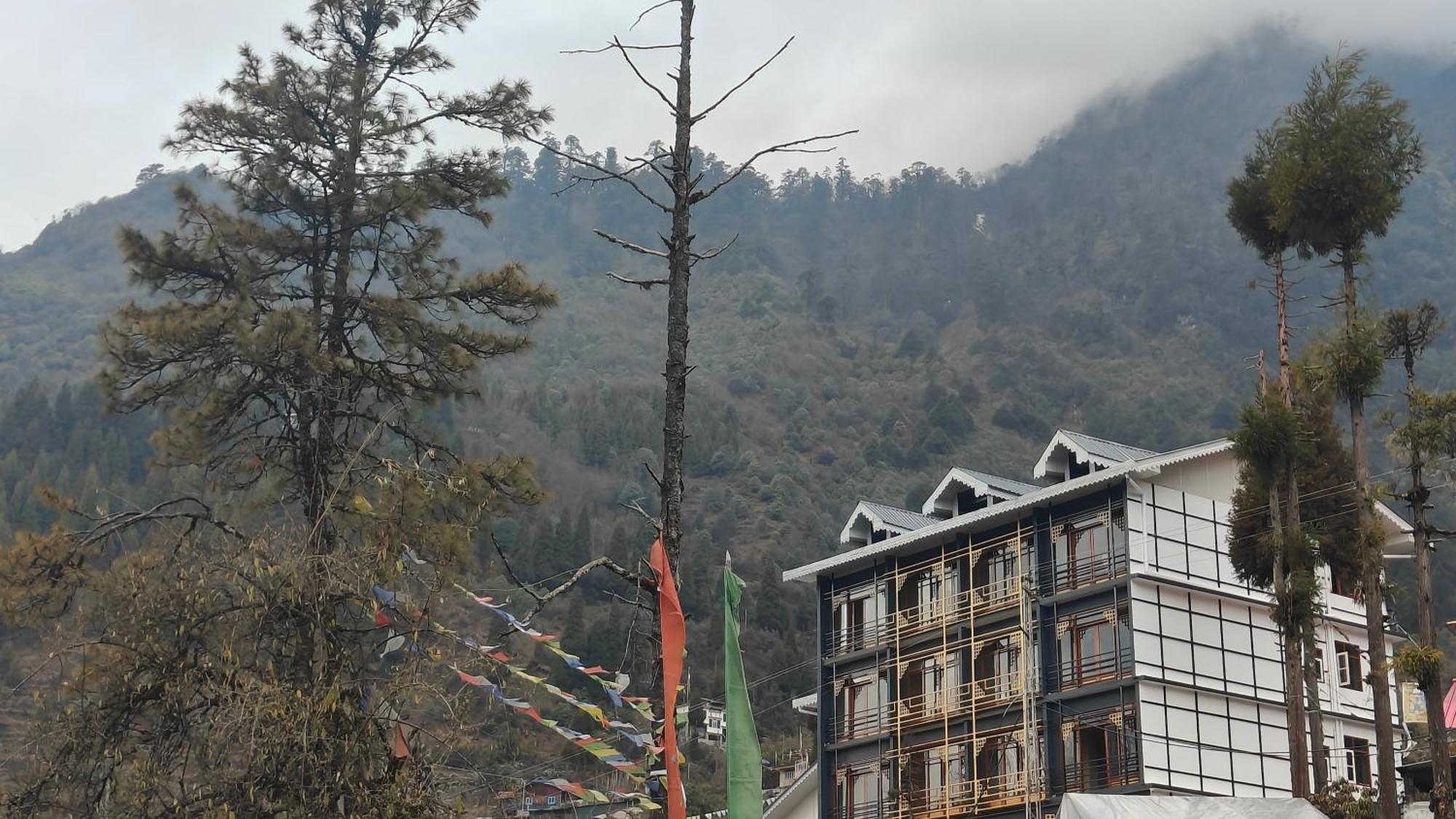 Mount Bayul Shangri-La Resort Lachung Extérieur photo