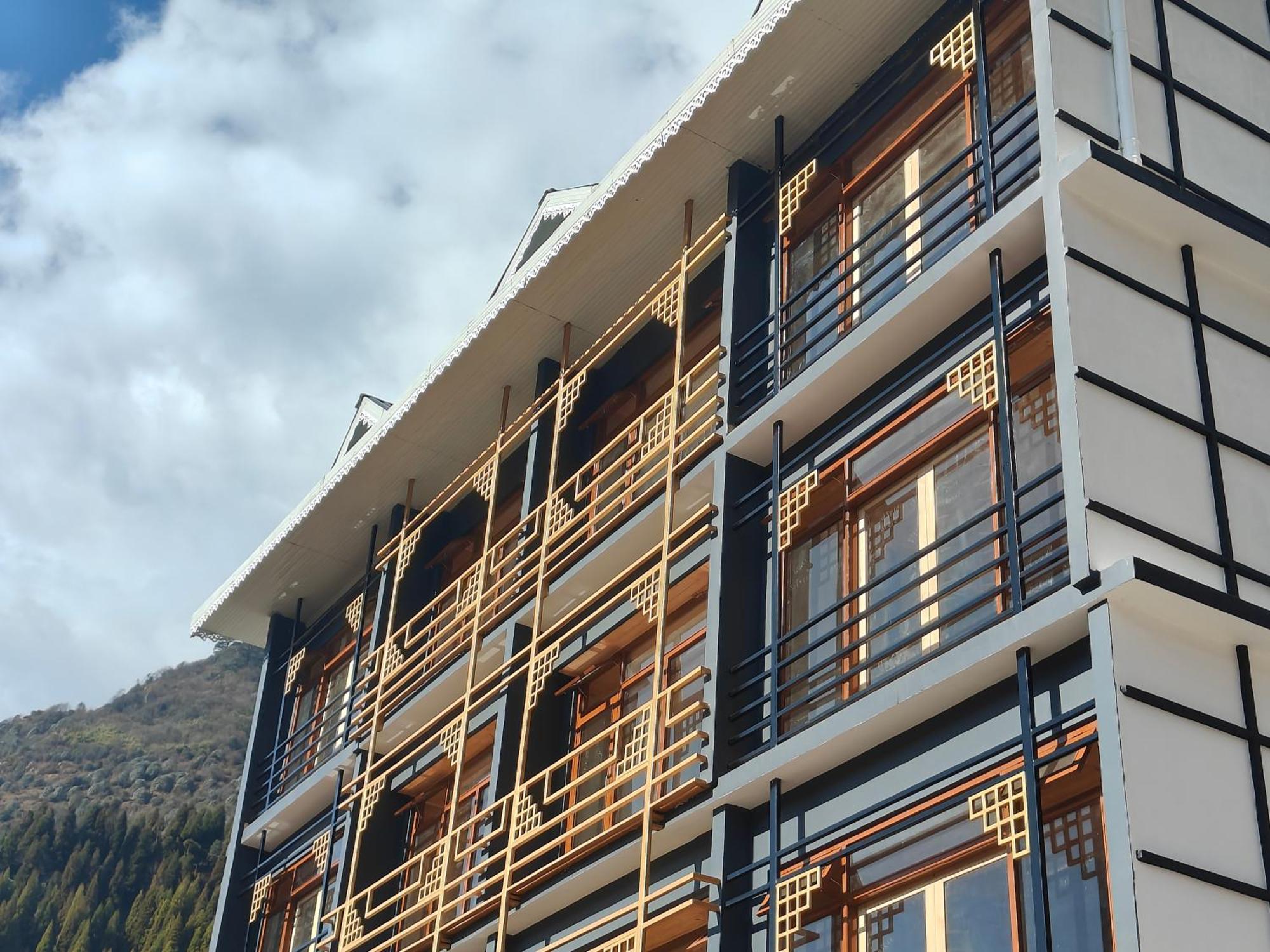 Mount Bayul Shangri-La Resort Lachung Extérieur photo